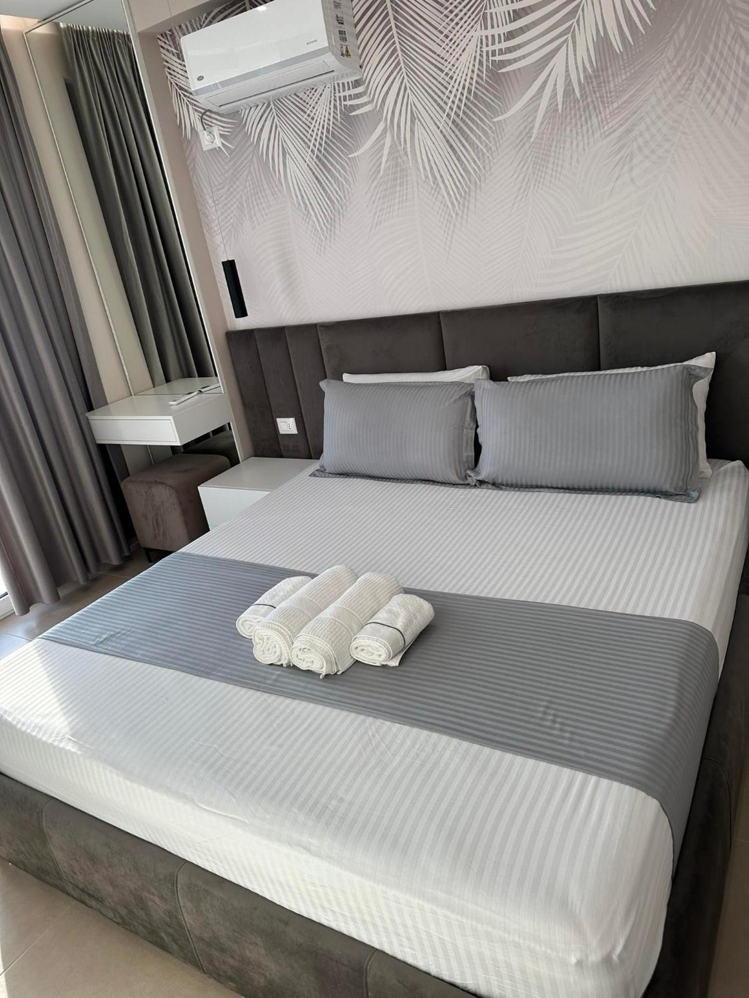 Sea View Apartment Luxury فلورا المظهر الخارجي الصورة