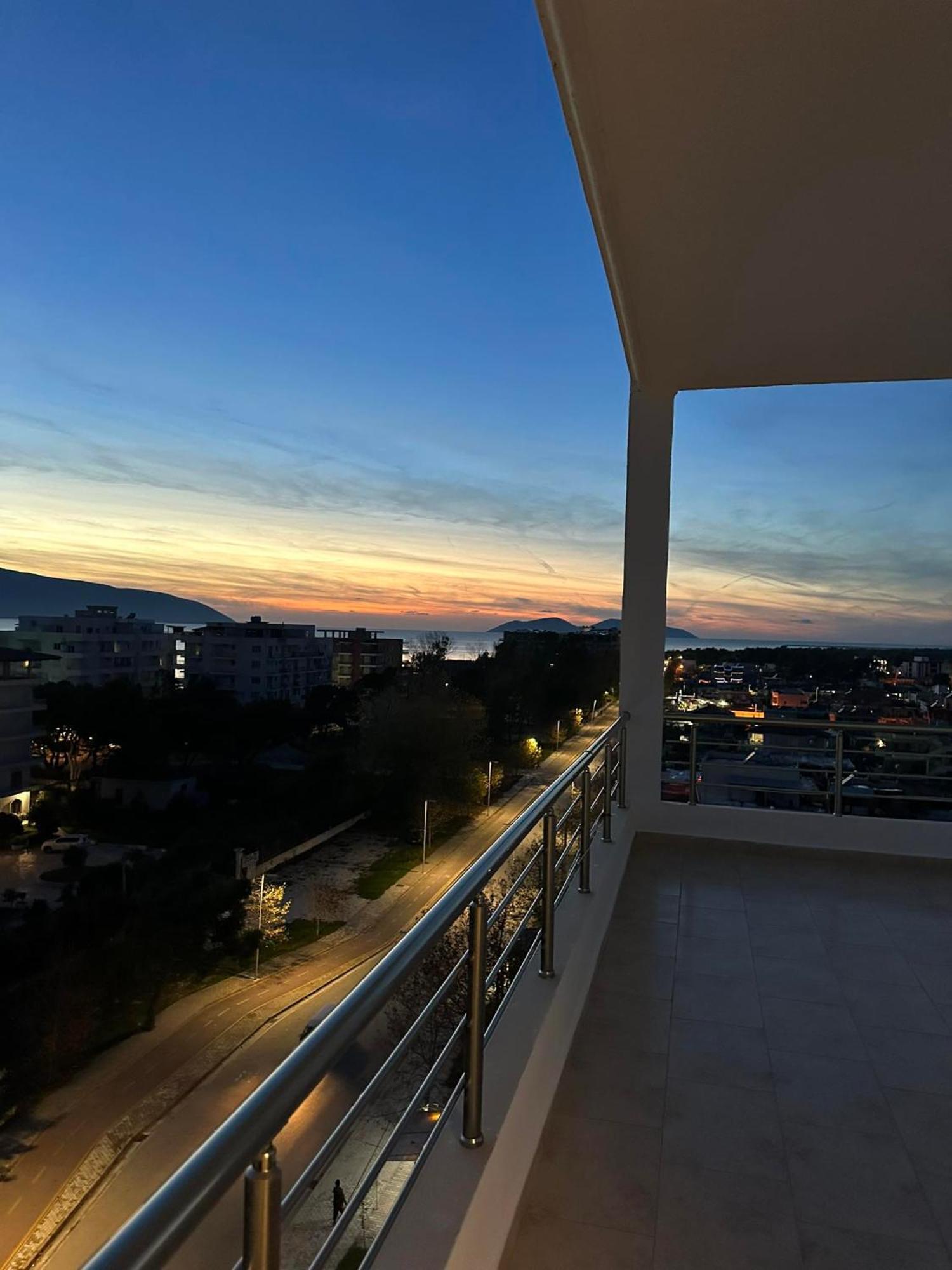 Sea View Apartment Luxury فلورا المظهر الخارجي الصورة