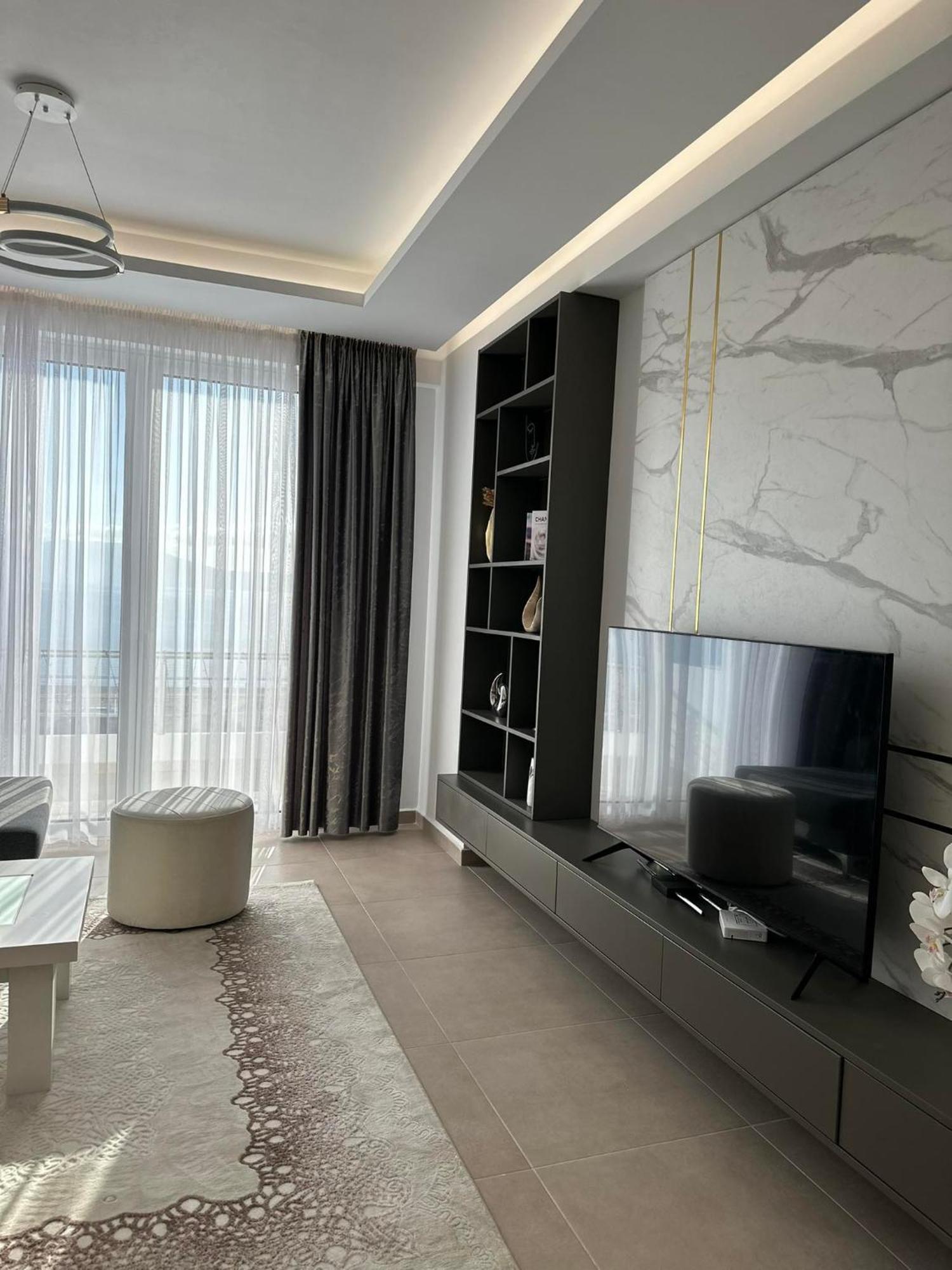 Sea View Apartment Luxury فلورا المظهر الخارجي الصورة